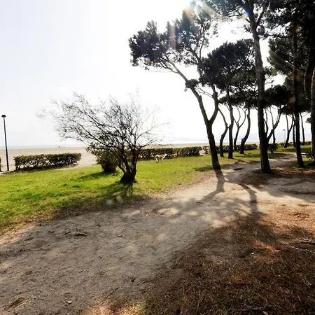 Argeles, Sea View & Pool 아파트