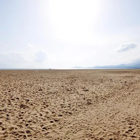 Argeles, Sea View & Pool 아르젤레쉬르메르